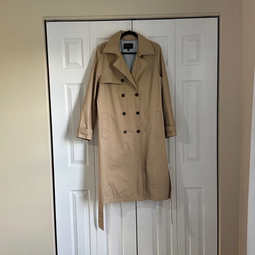Banana Republic Beige Trench Coat with Belt - Picture 3 of 4